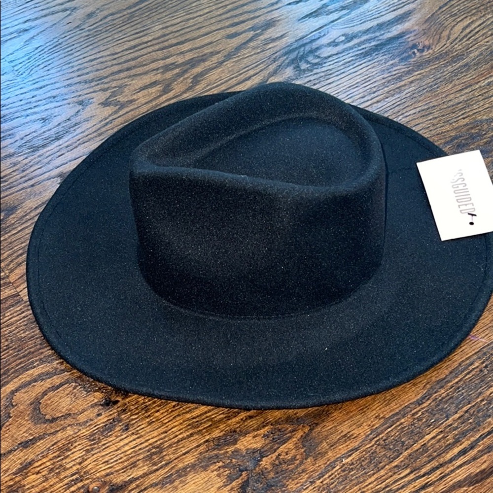 Black cowboy hat